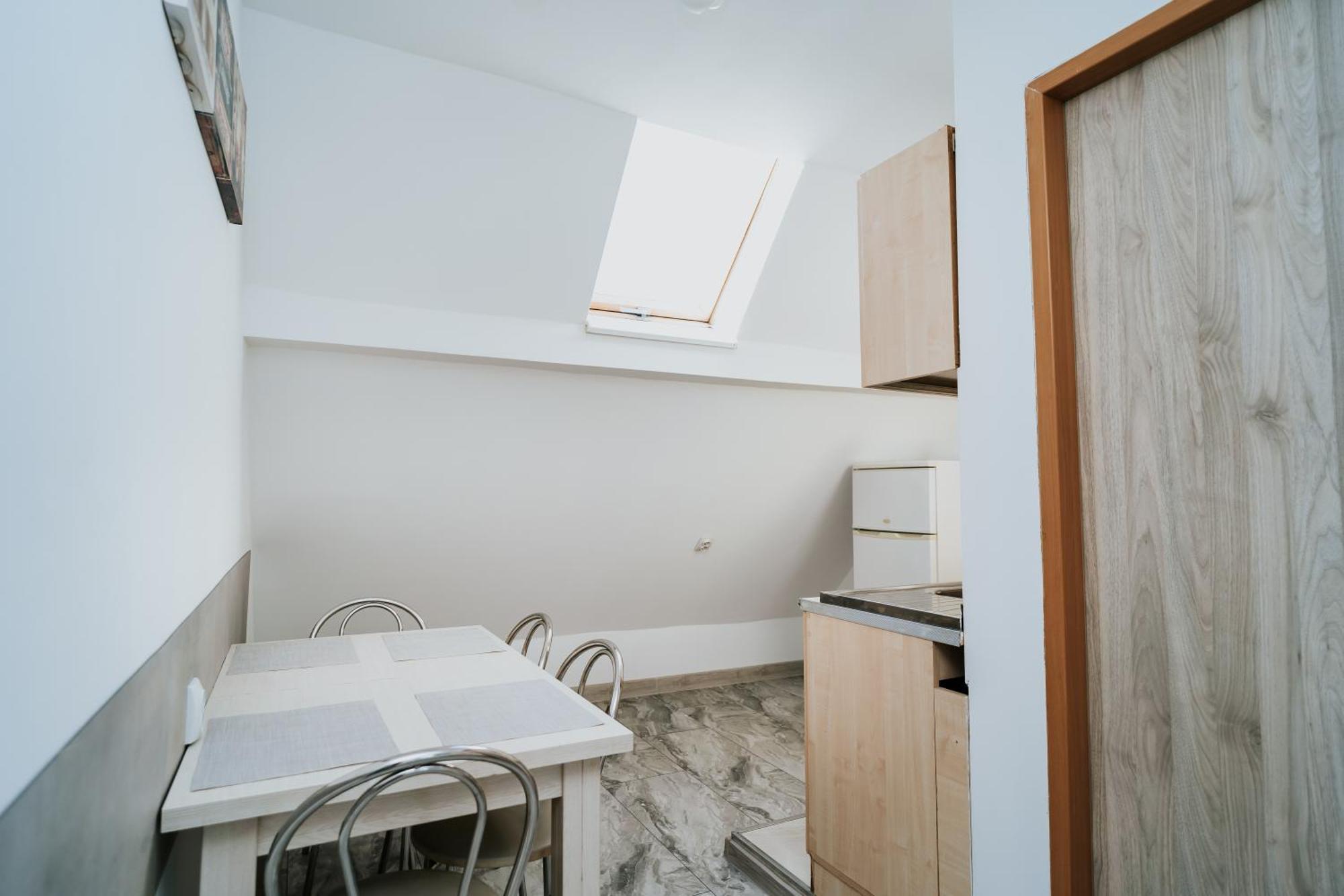 Apartment Attic Sibiu Buitenkant foto